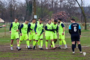 - FOTÓ: Kovács Kata (<!-- Lorem... -->@<!-- ipsum... -->Miklósi GYFE)