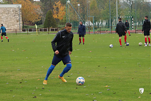 - FOTÓ: Kovács Kata (<!-- Lorem... -->@<!-- ipsum... -->Miklósi GYFE)