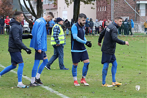 - FOTÓ: Kovács Kata (<!-- Lorem... -->@<!-- ipsum... -->Miklósi GYFE)