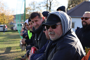 - FOTÓ: Kovács Kata (<!-- Lorem... -->@<!-- ipsum... -->Miklósi GYFE)