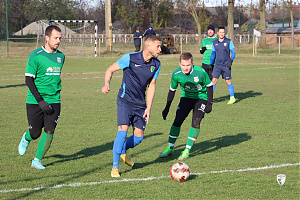 - FOTÓ: Kovács Kata (<!-- Lorem... -->@<!-- ipsum... -->Miklósi GYFE)