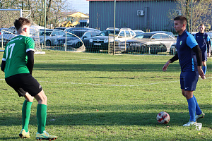 - FOTÓ: Kovács Kata (<!-- Lorem... -->@<!-- ipsum... -->Miklósi GYFE)