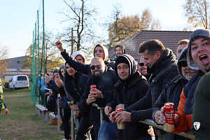 - FOTÓ: Kovács Kata (<!-- Lorem... -->@<!-- ipsum... -->Miklósi GYFE)