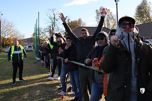 - FOTÓ: Kovács Kata (<!-- Lorem... -->@<!-- ipsum... -->Miklósi GYFE)