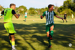 - FOTÓ: Kovács Máté (<!-- Lorem... -->@<!-- ipsum... -->Lakiteleki TE)