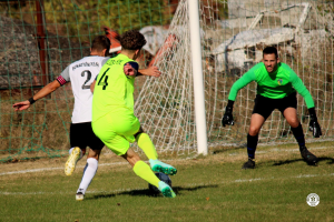 - FOTÓ: Farkas Alexa (<!-- Lorem... -->@<!-- ipsum... -->Dunagyöngye SK)