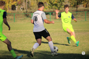 - FOTÓ: Farkas Alexa (<!-- Lorem... -->@<!-- ipsum... -->Dunagyöngye SK)